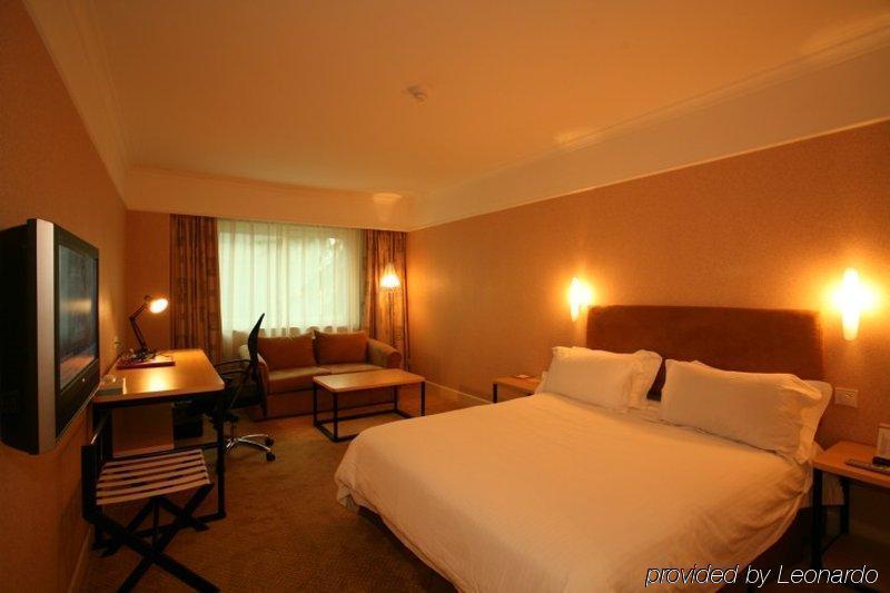 Rich Garden Hotel 3*