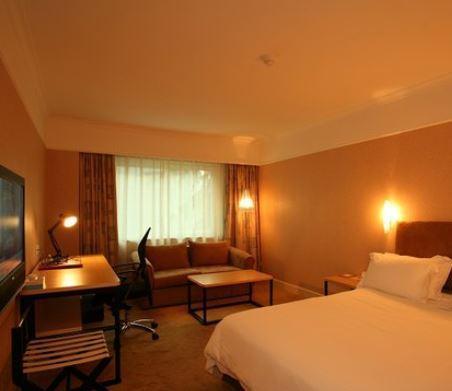 Hotel Rich Garden